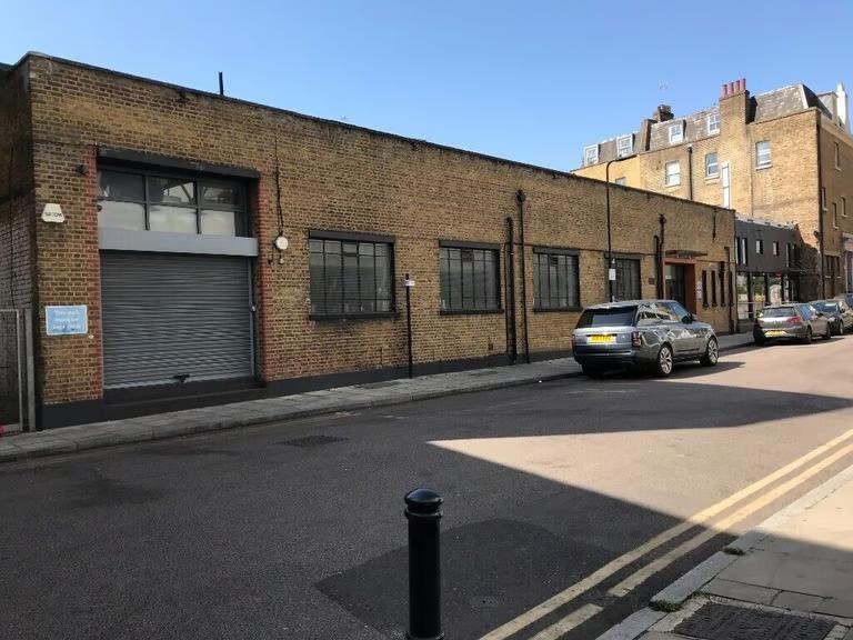 Hackney, London, E8 4DT
