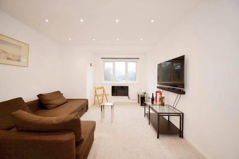 Jade Close, Newham, London, E16 3TY