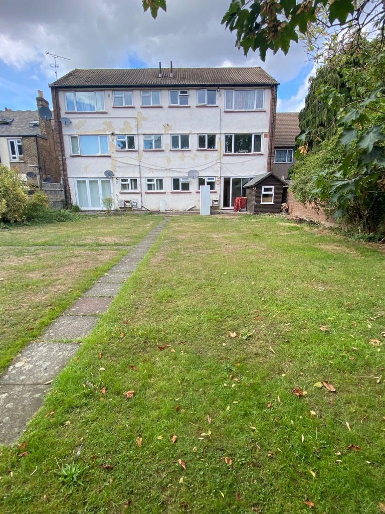 Cameron road, Croydon, London, CR0 2SR