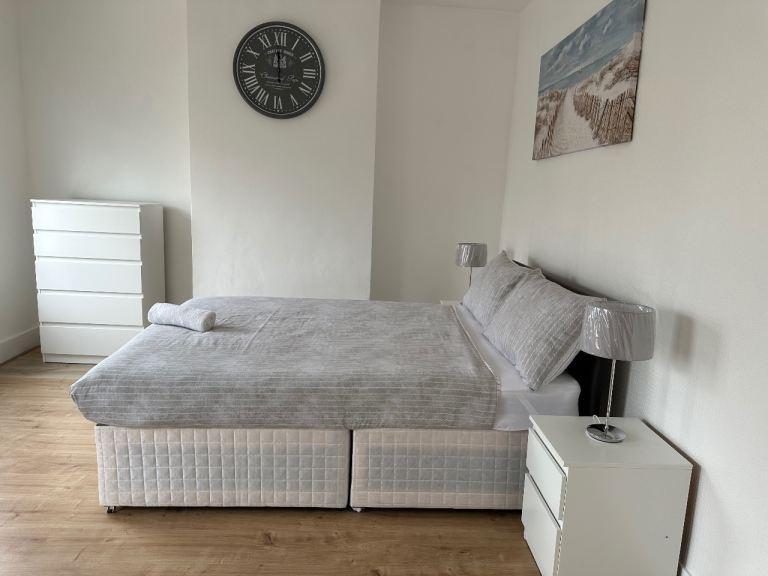 Liverpool Street, Stratford, Enfield, EN3 6SQ
