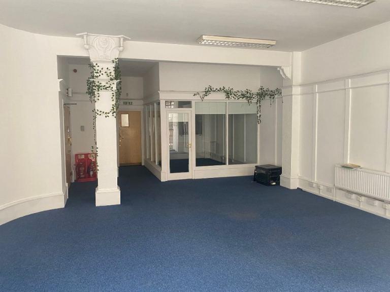 St Vincent, East End, Glasgow, G2 5LQ