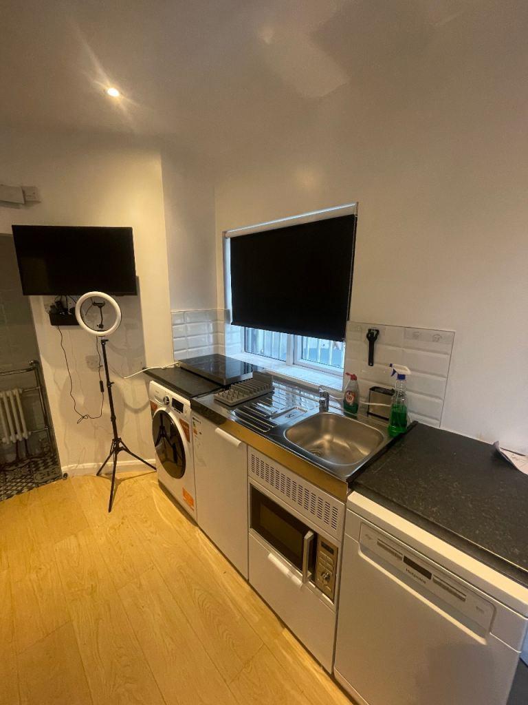 Lordship Lane, London, N22 5DJ