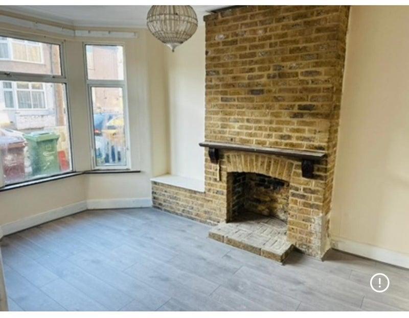 Awdrys Road, Barking, IG11 7QE