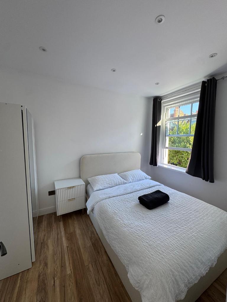 Clairmont Gardens, London, TW6 4TL