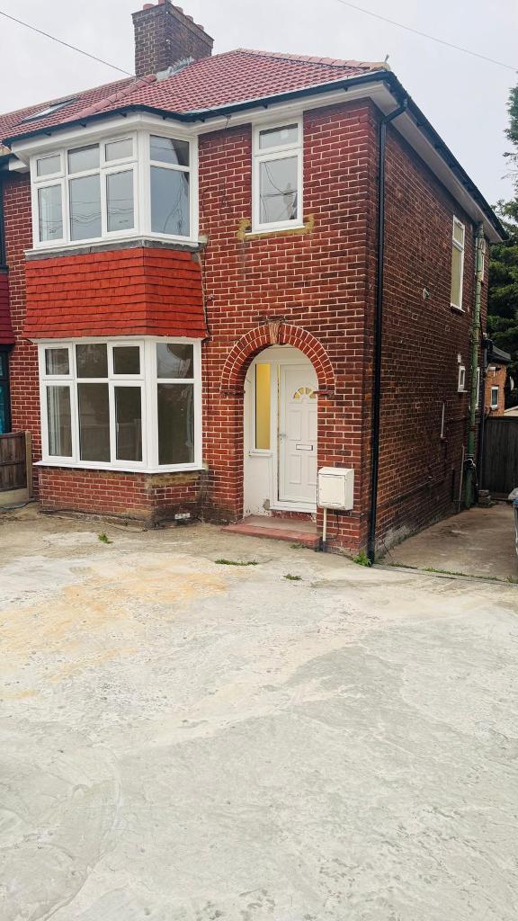 Raydal Garden, Kingsbury, London, NW9 0DS