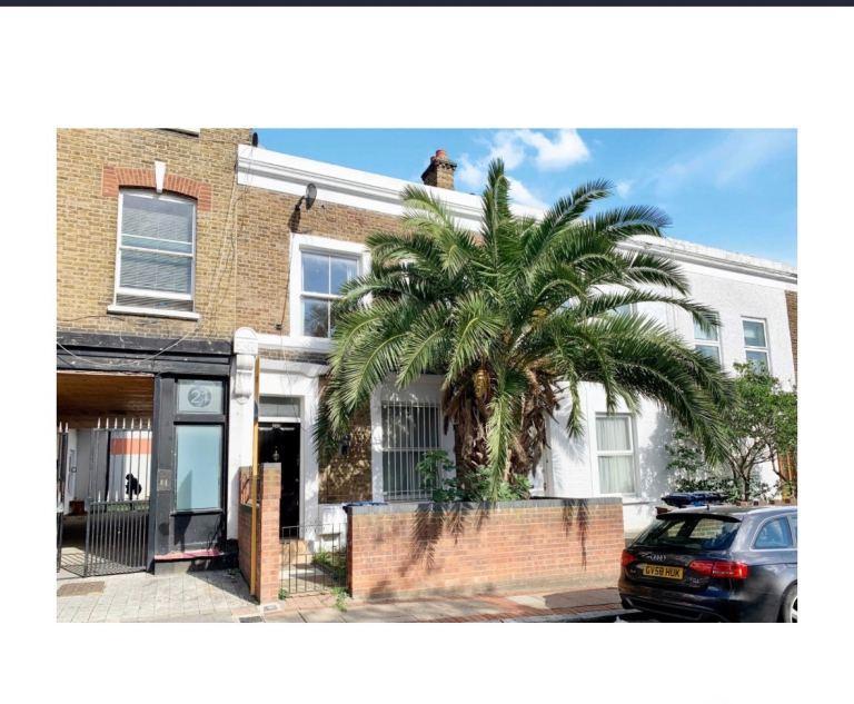 Acton, London, W3 8PU